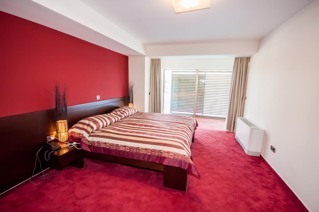 Hotel Maxim Božava Quarto foto